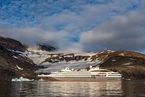Antarctica Cruise 2025