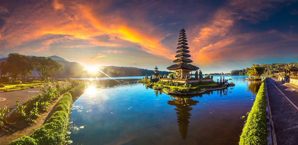 Sacred Bali & Komodo Islands 2028 June 14